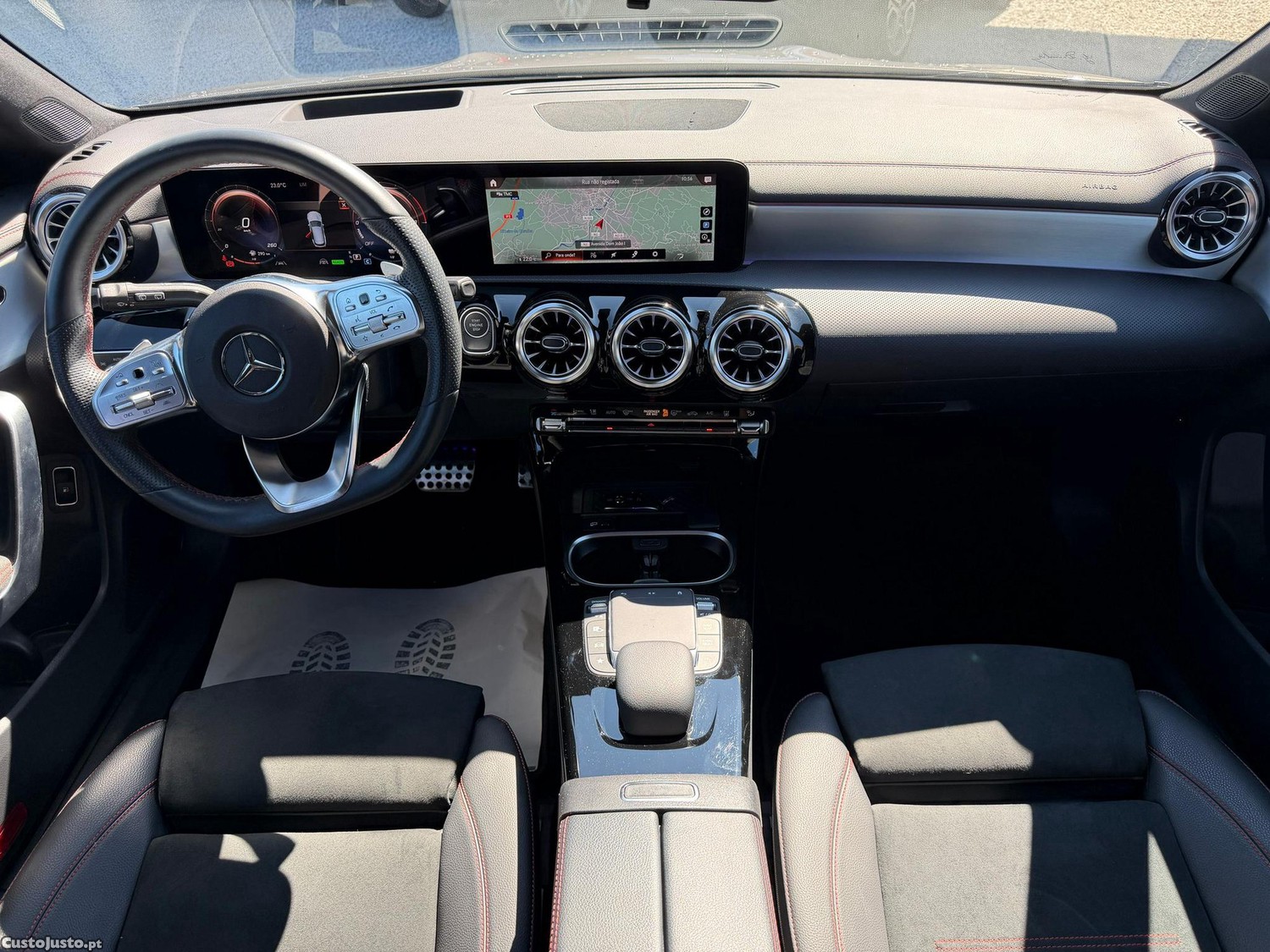 Mercedes-Benz CLA 250 e Shooting Brake AMG Line — fotografia 12