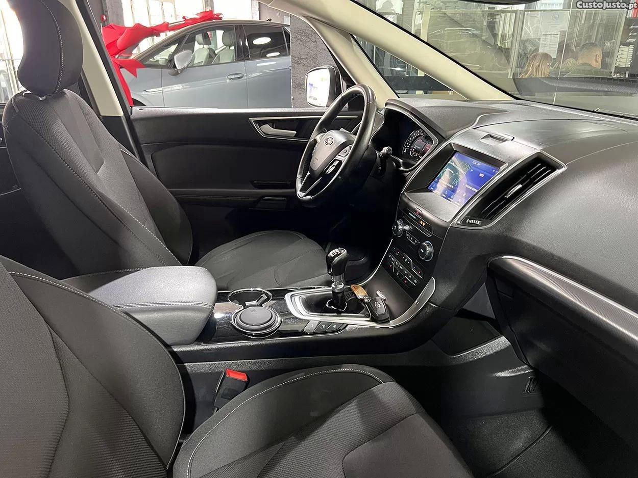 Ford S-Max 2.0 TDCI S/S TITANIUM — fotografia 17