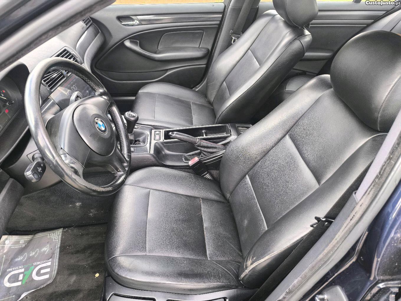 BMW 118 18is — fotografia 3