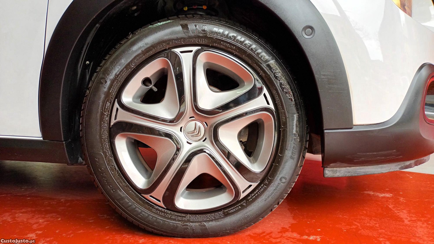 Citroën C3 1.2 Puretech Shine — fotografia 10