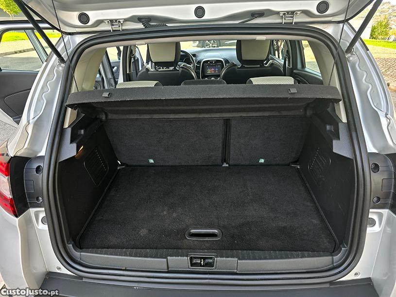 Renault Captur 0.9 TCE Exclusive 99.000kms — fotografia 3