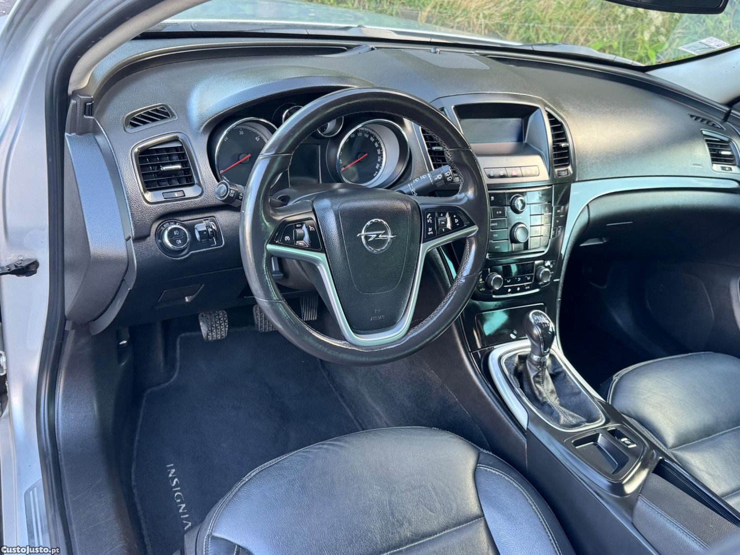 Opel Insignia 2.0 Diesel 160CV Impecável Motor de Corrente — fotografia 4