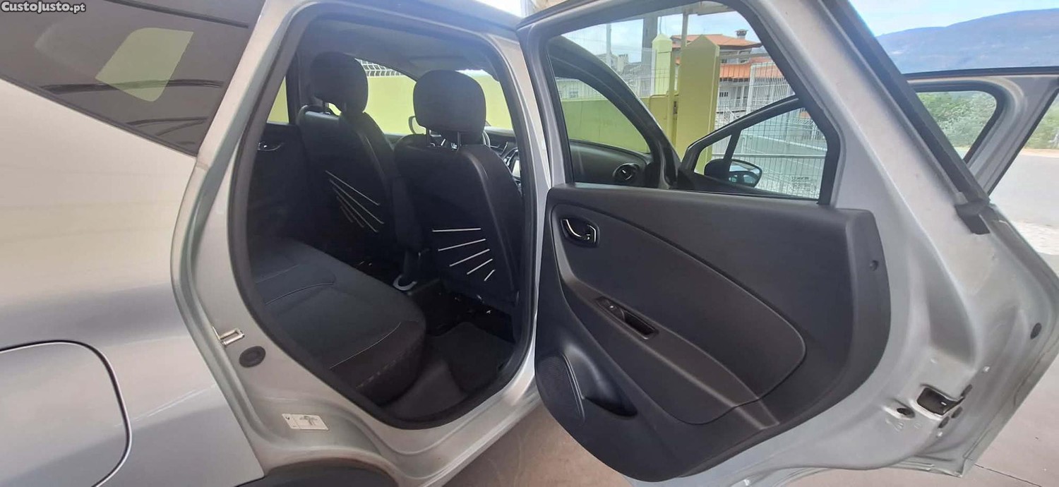 Renault Captur 0.9 TCE — fotografia 3