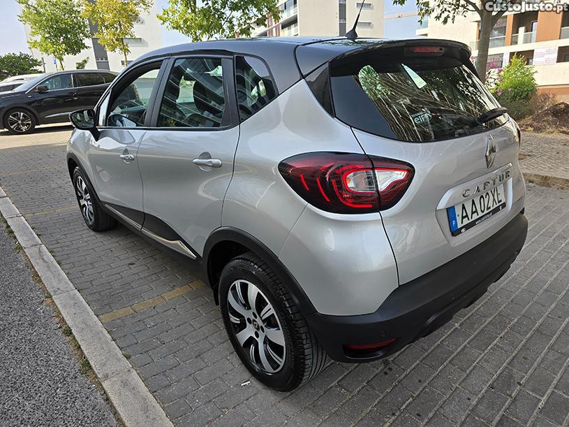 Renault Captur 0.9 TCE Exclusive 99.000kms — fotografia 9