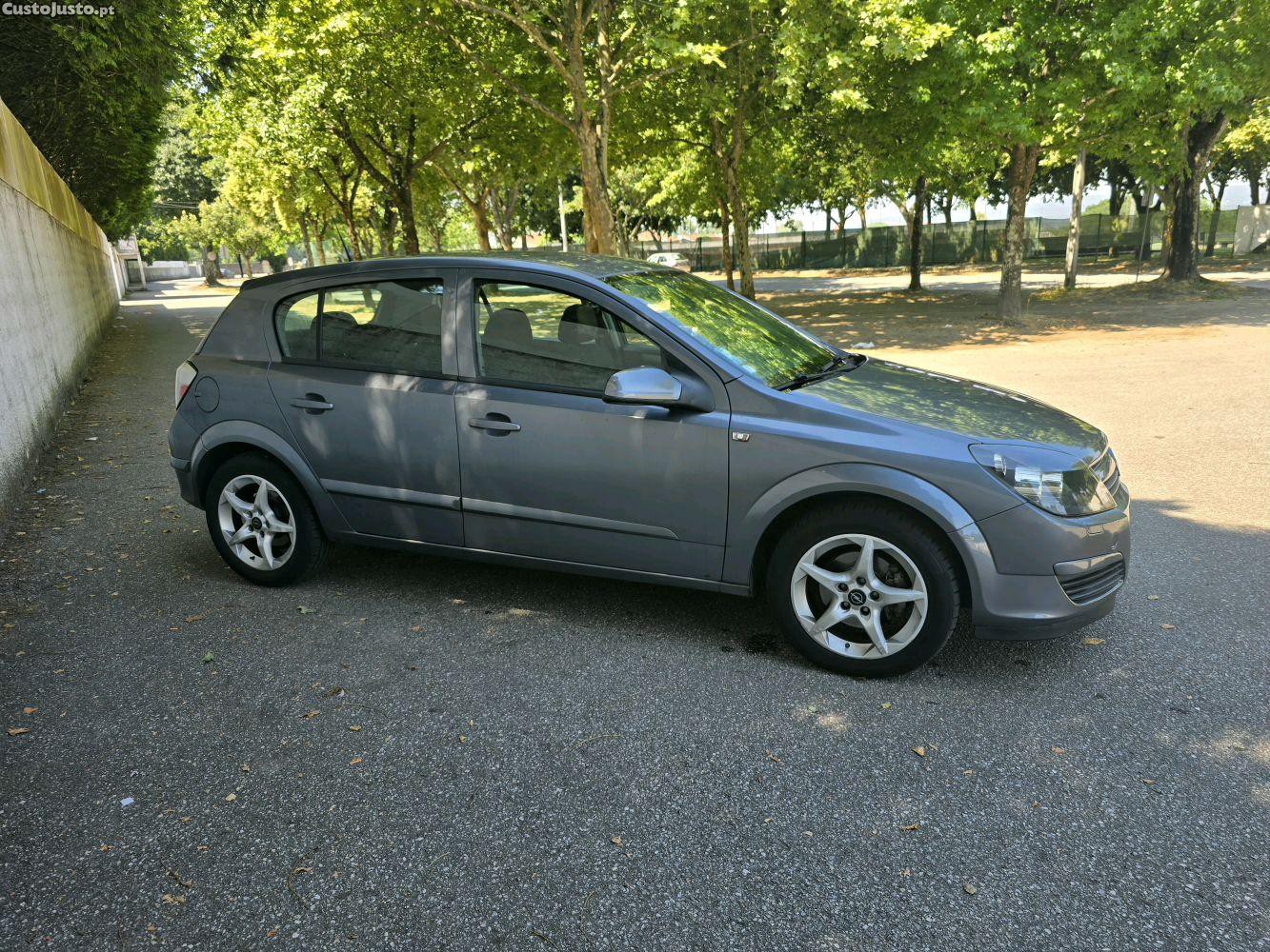 Opel Astra 1.7 CDTI — fotografia 5