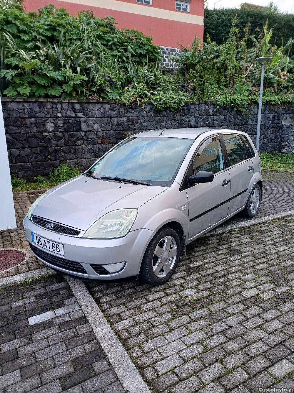 Ford Fiesta latdyb — fotografia 2