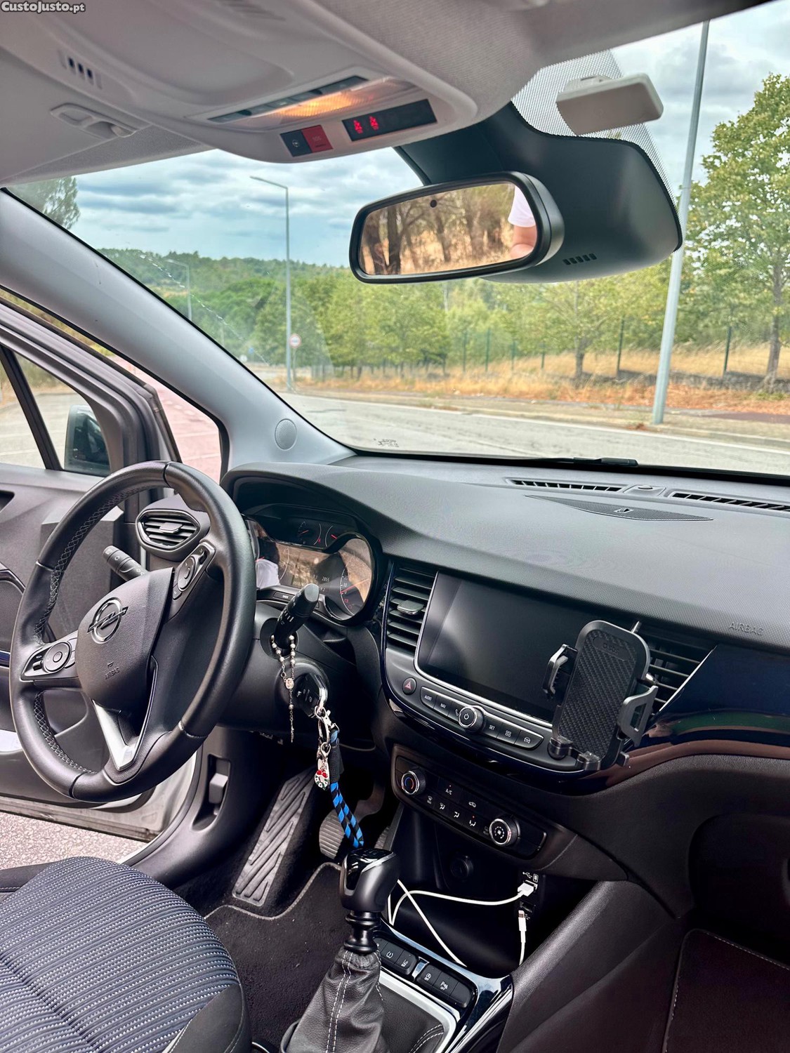 Opel Crossland X — fotografia 2