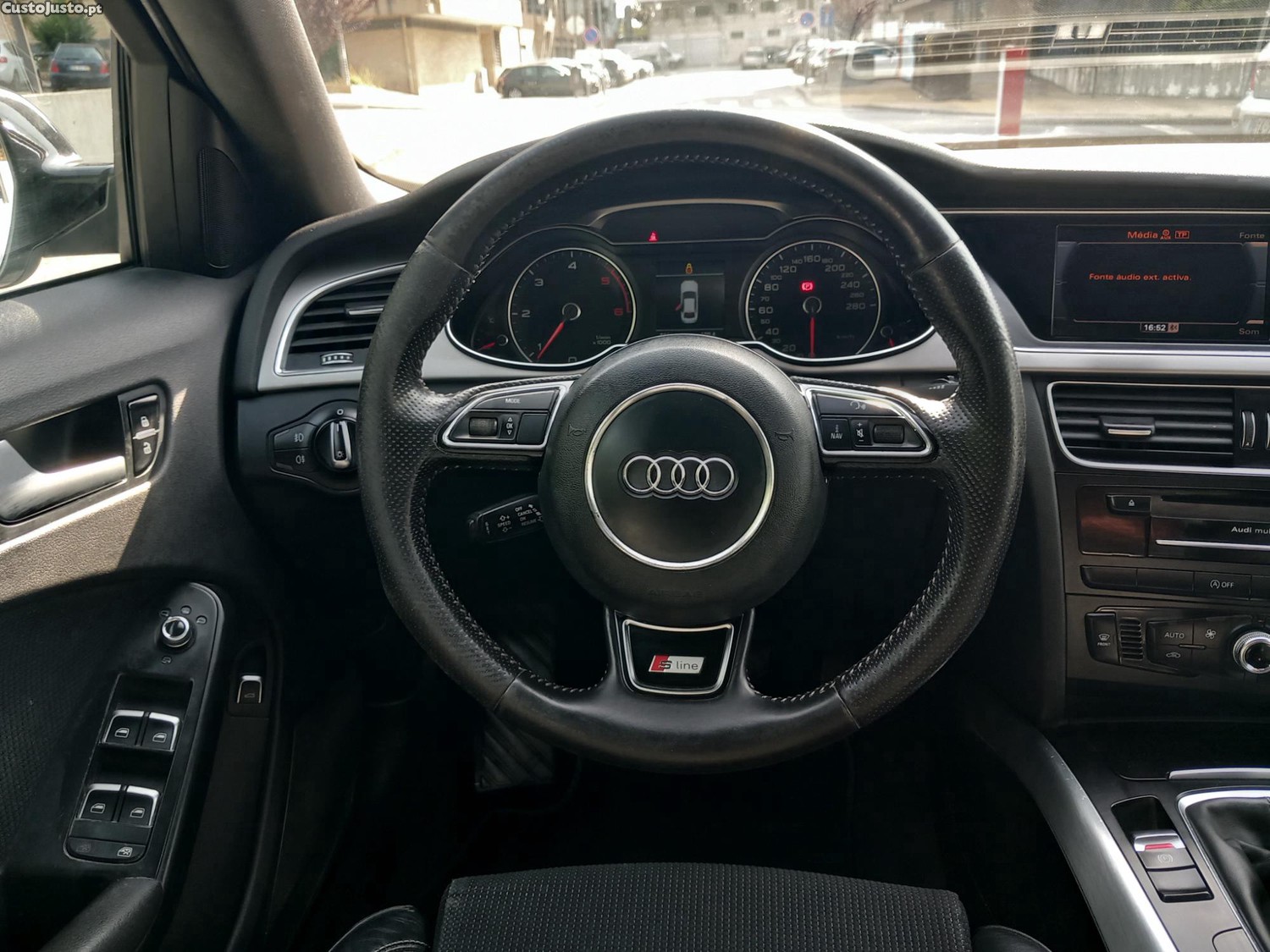 Audi A4 2.0 TDI Sport — fotografia 2