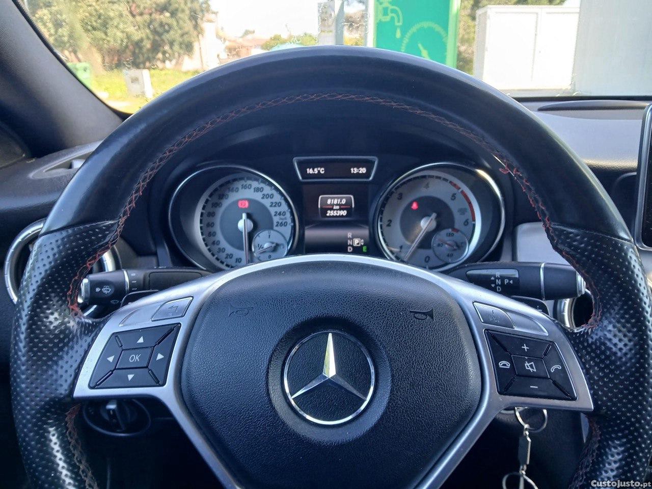 Mercedes-Benz CLA 220 Cdi — fotografia 6
