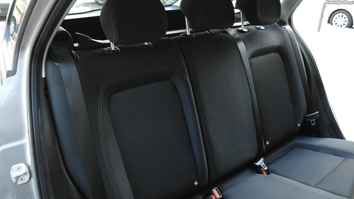 Fiat Tipo 1.3 MultiJet — fotografia 13