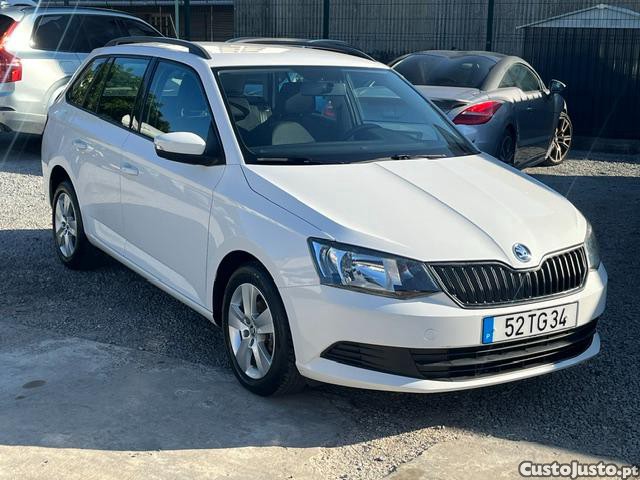 Skoda Fabia 1.0 ACTIVE — fotografia 14