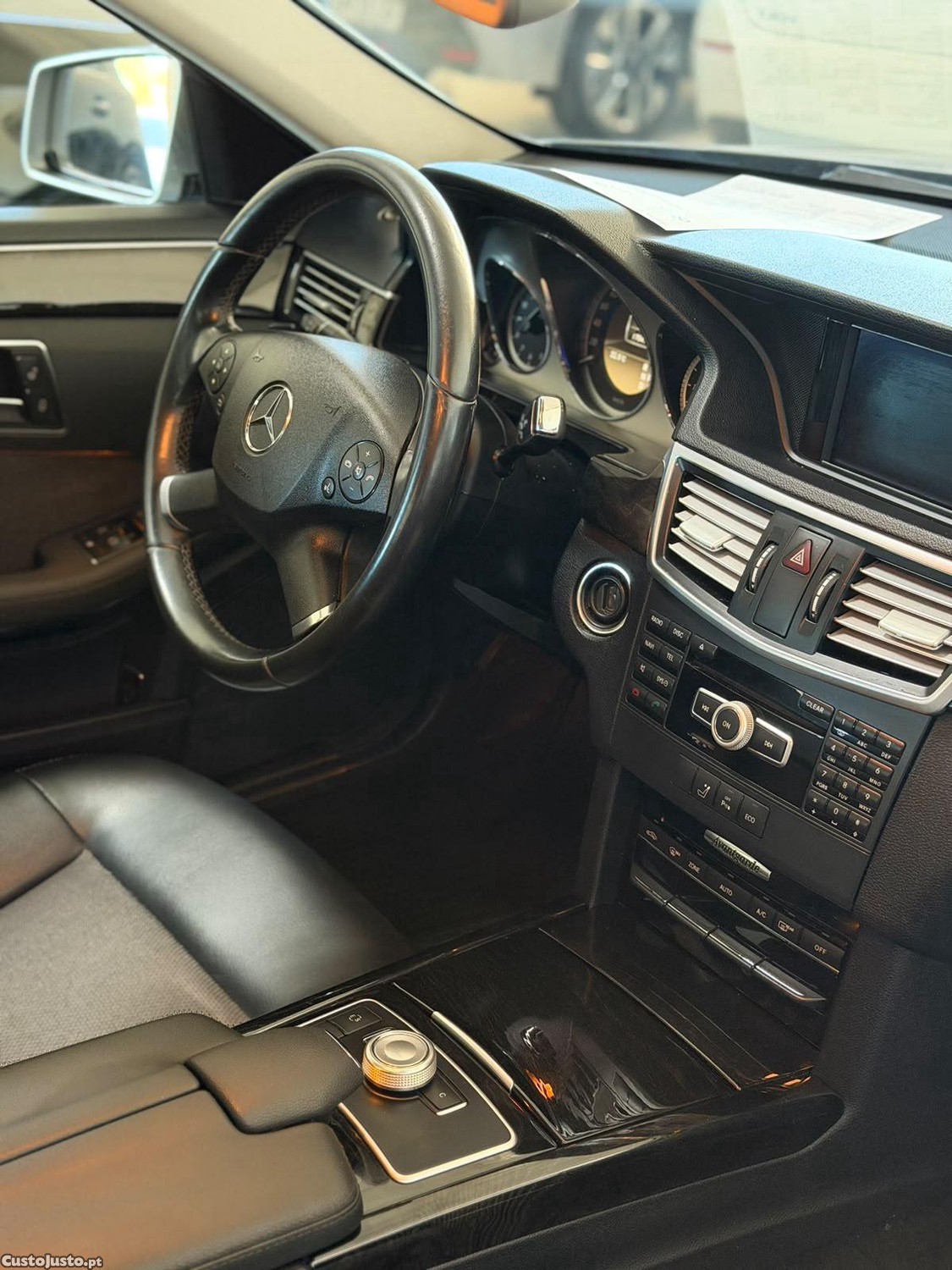 Mercedes-Benz E 220 CDi Avantgarde BlueEfficiency Auto — fotografia 7
