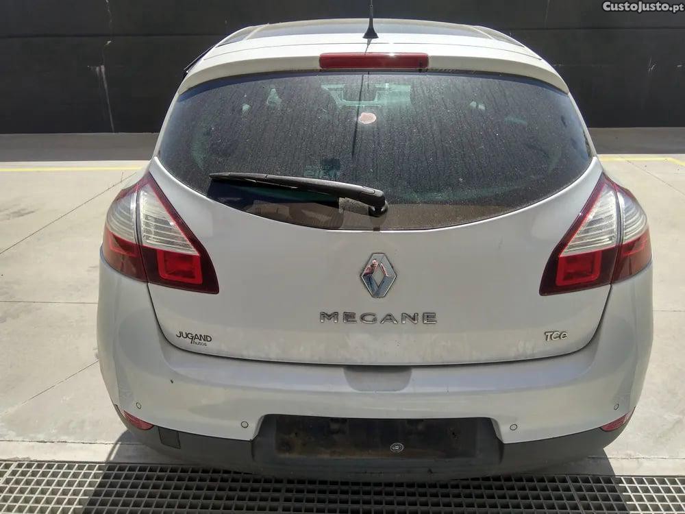 Renault Mégane 1.2 TCe (BZ16, BZ28) (97 kW / 132 cv) [01.2013 - 01.2016] - 15 — photo 4