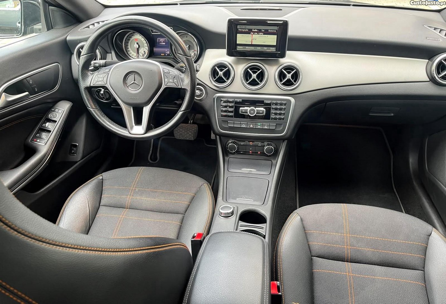 Mercedes-Benz CLA 180 CDi Urban Aut. — fotografia 8