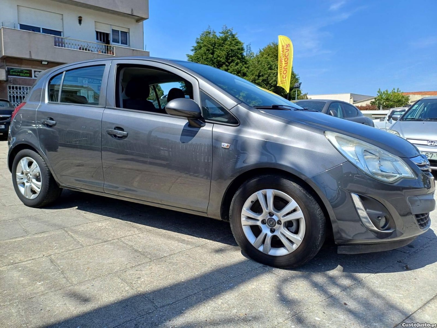 Opel Corsa Diesel5 Lug ( Viatura Nacional) — fotografia 8