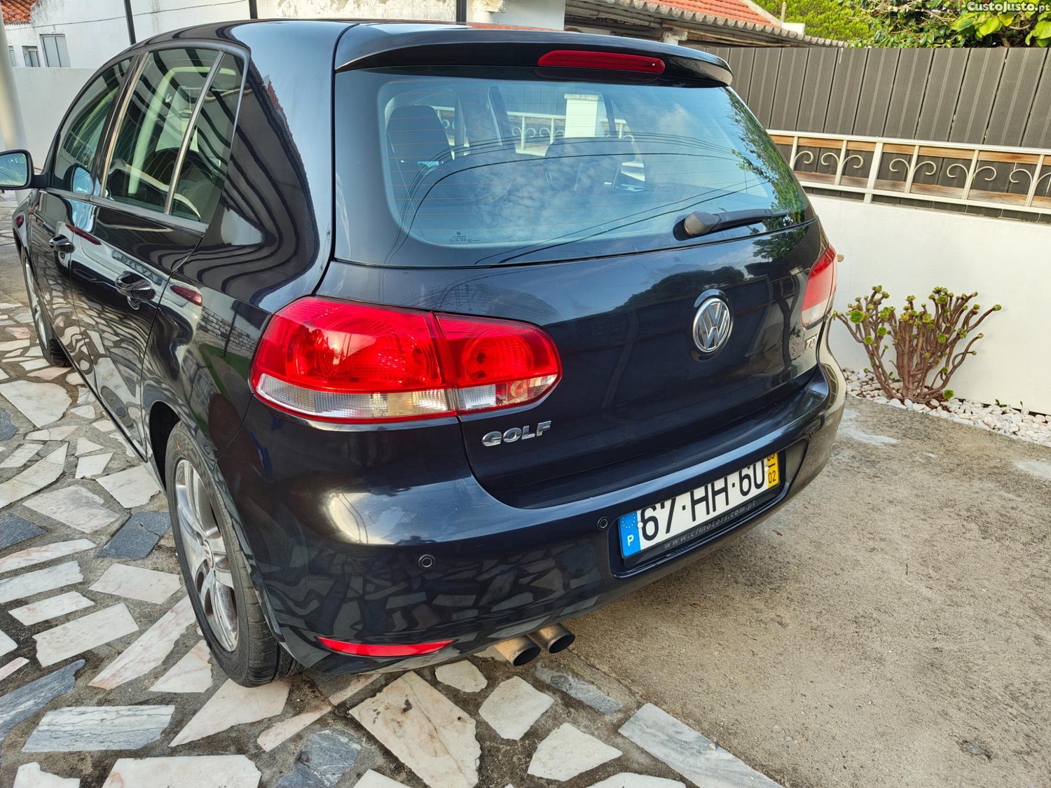 Volkswagen Golf VI 2.0 110cv — fotografia 8