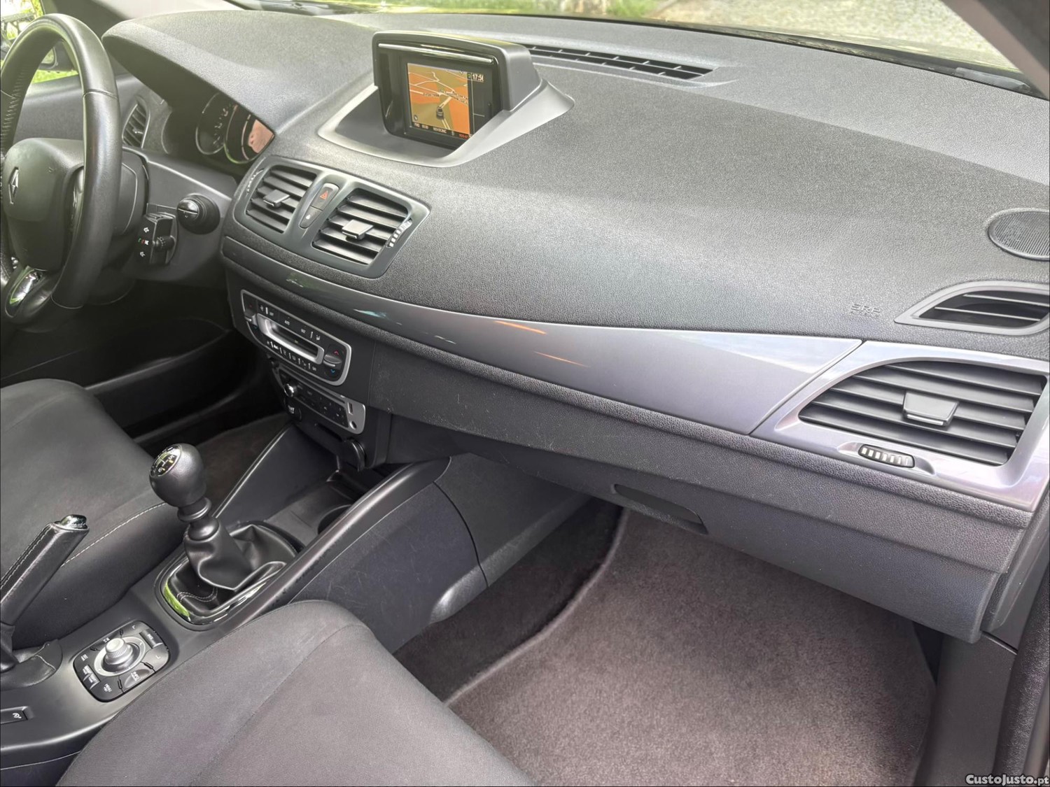 Renault Mégane 1.5 DCI LIMITED — fotografia 8
