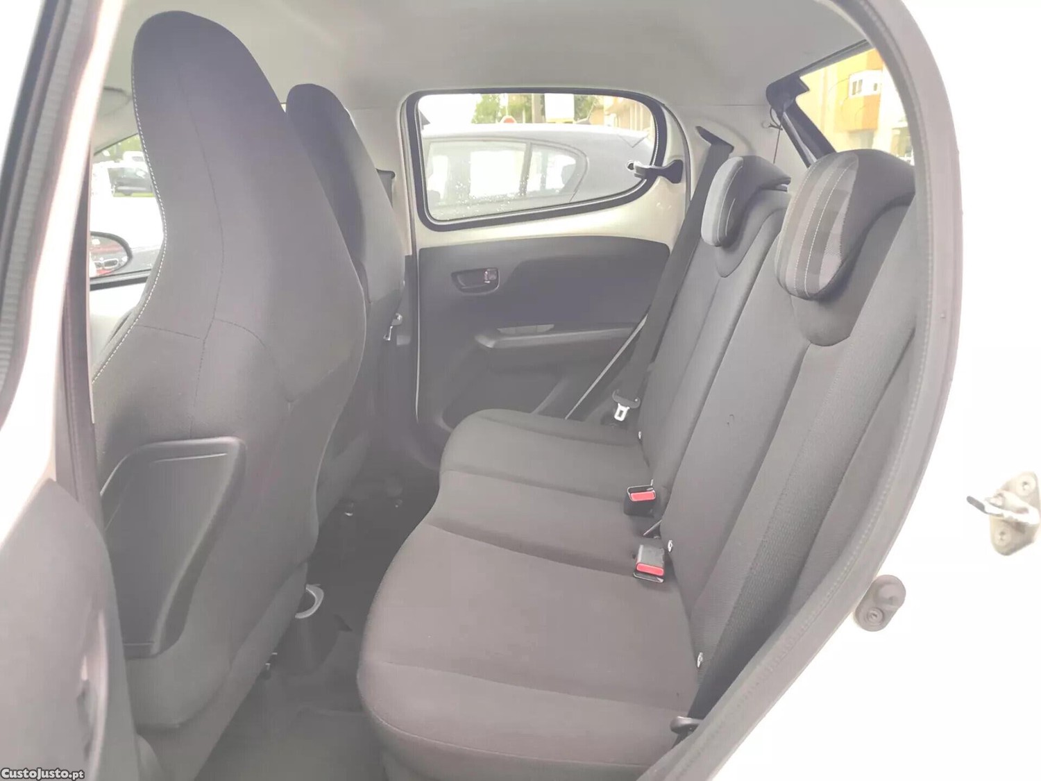 Peugeot 108 1.0 VTi Active (2018-2022) — fotografia 5