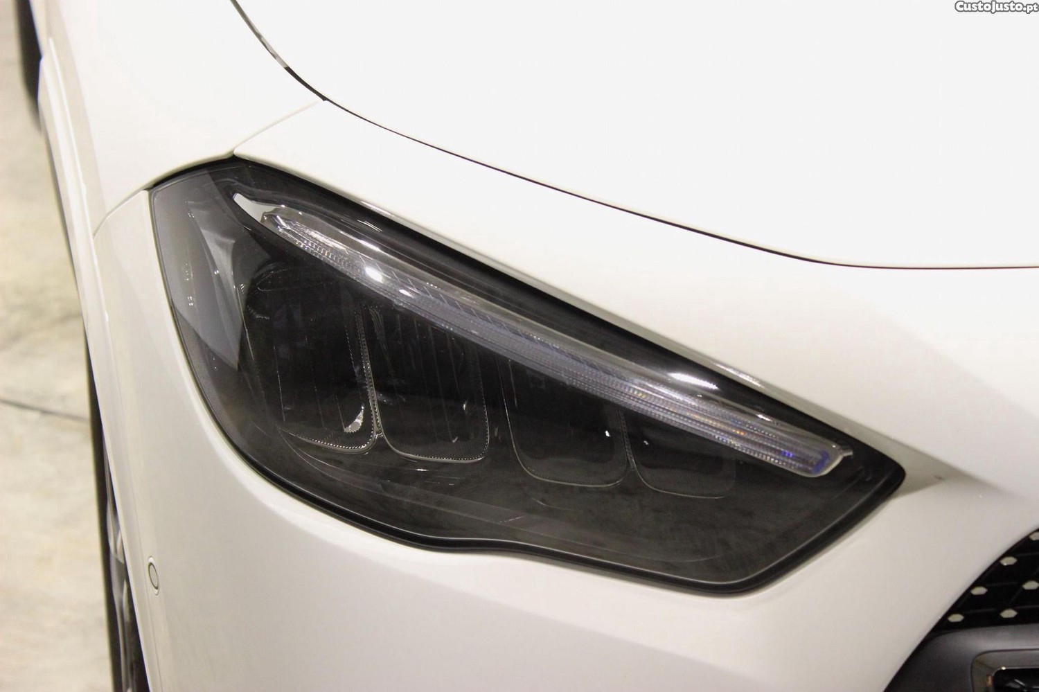 Mercedes-Benz GLA 180 d AMG Line - 24 — photo 3