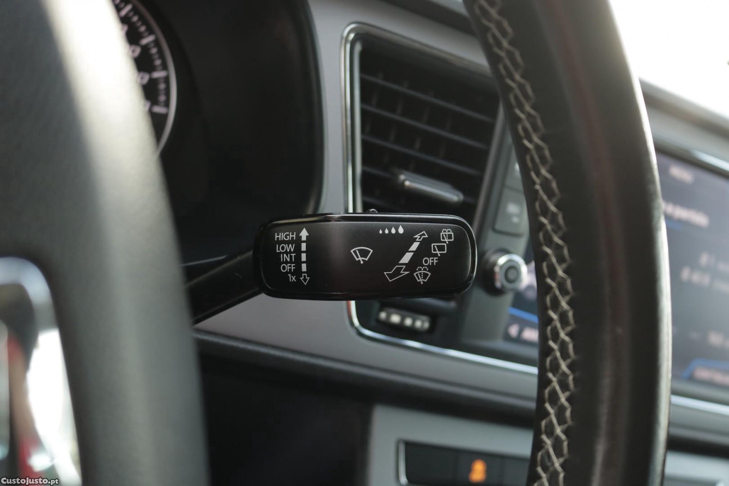 SEAT Leon 1.5 TSI Xcellence 150cv — fotografia 26