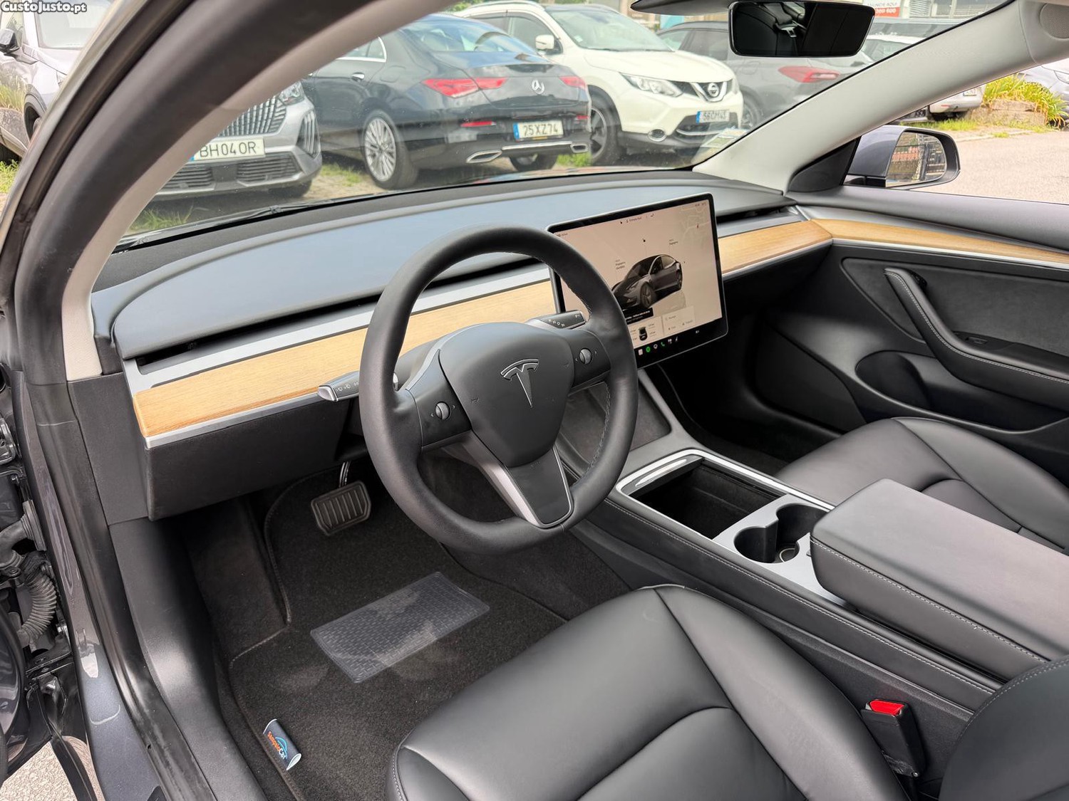 Tesla Model 3 Long Range Tração Integral Premium — fotografia 18