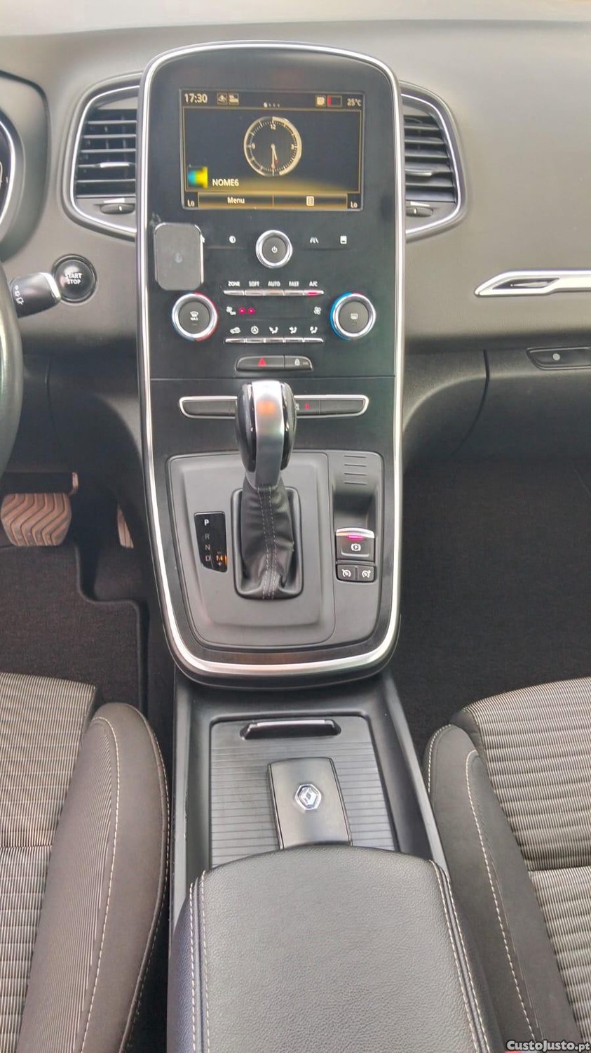 Renault Scénic Blue dCi — fotografia 6
