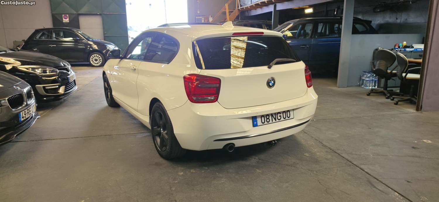 BMW 116 D Sport Line Nacional — fotografia 8