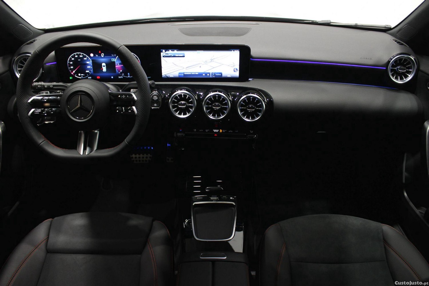 Mercedes-Benz A 180 d — fotografia 12