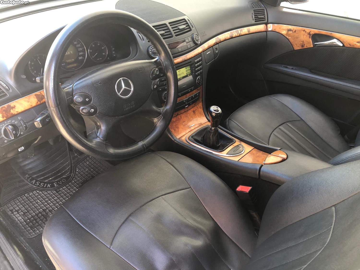 Mercedes-Benz E 220 CDi — fotografia 5