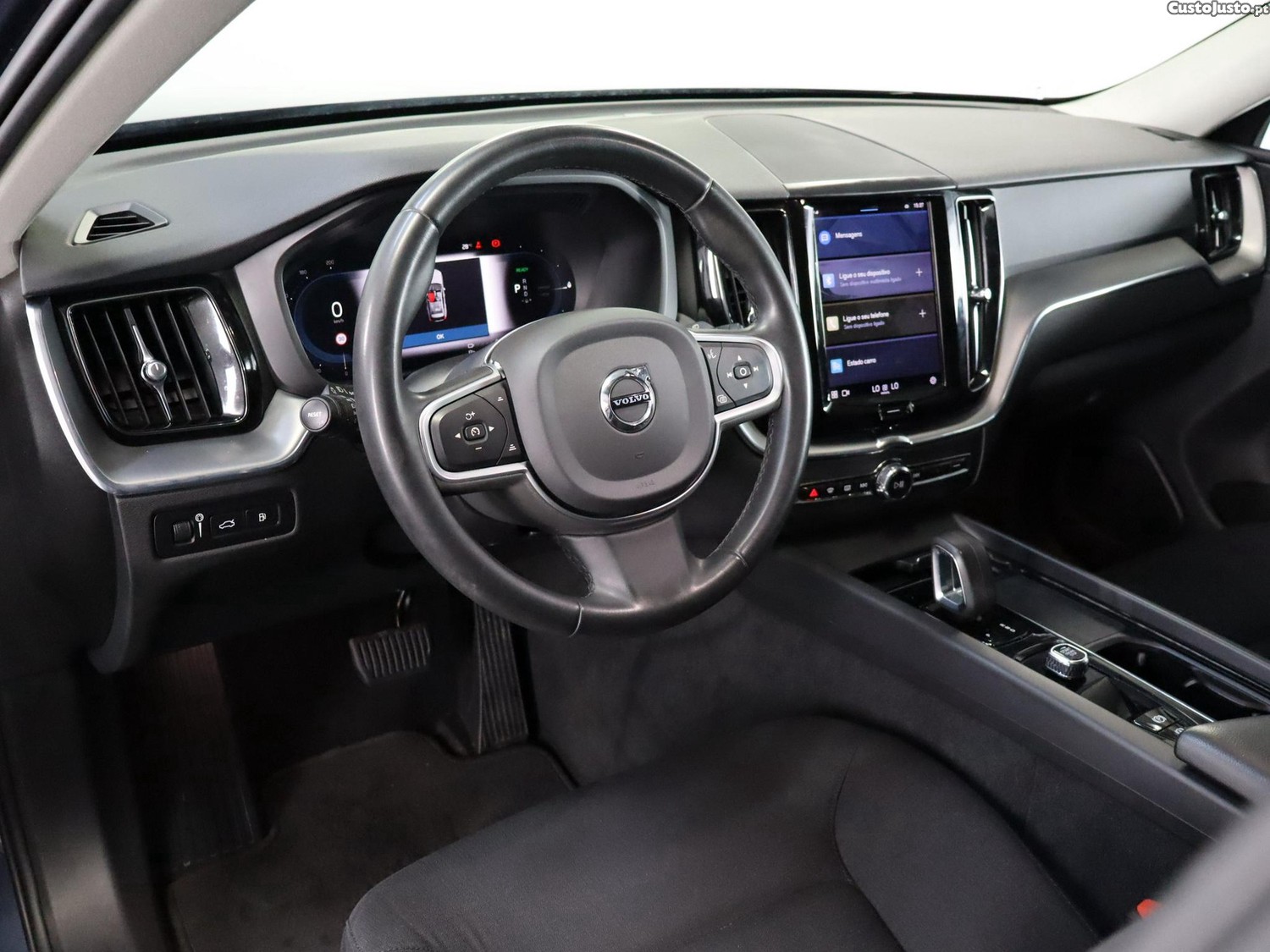 Volvo XC 60 2.0 T6 PHEV Inscription AWD — fotografia 14