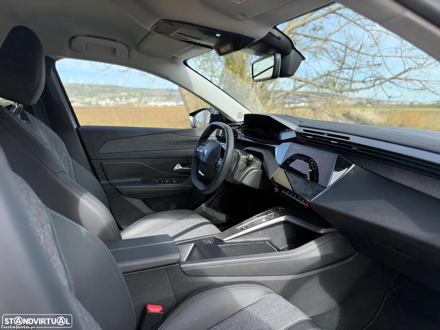 Peugeot e-408 408 1.2 PureTech Allure EAT8 — fotografia 4