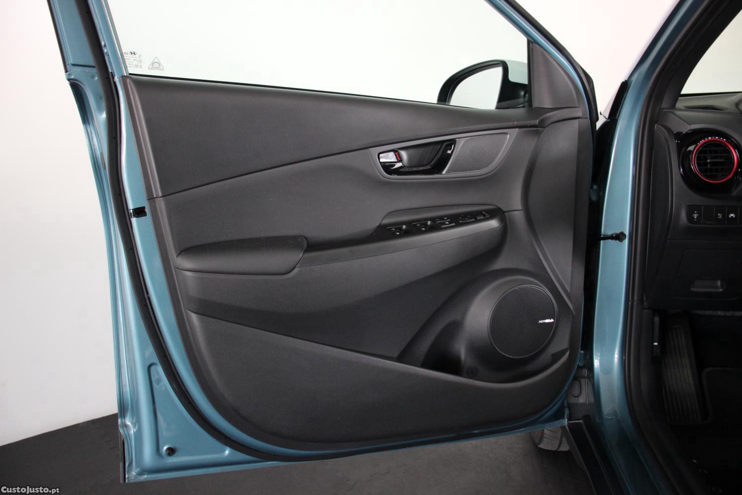 Hyundai Kauai 1.6 T-GDi Premium Pe — fotografia 16