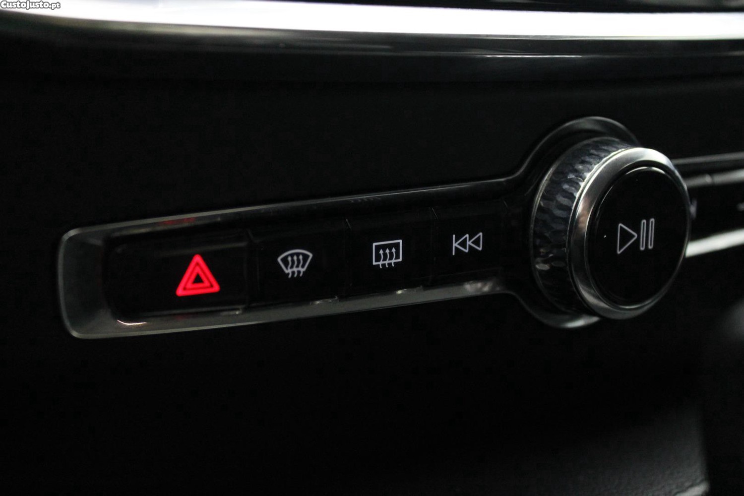 Volvo V60 2.0 T6 AWD R-DESIGN — fotografia 21