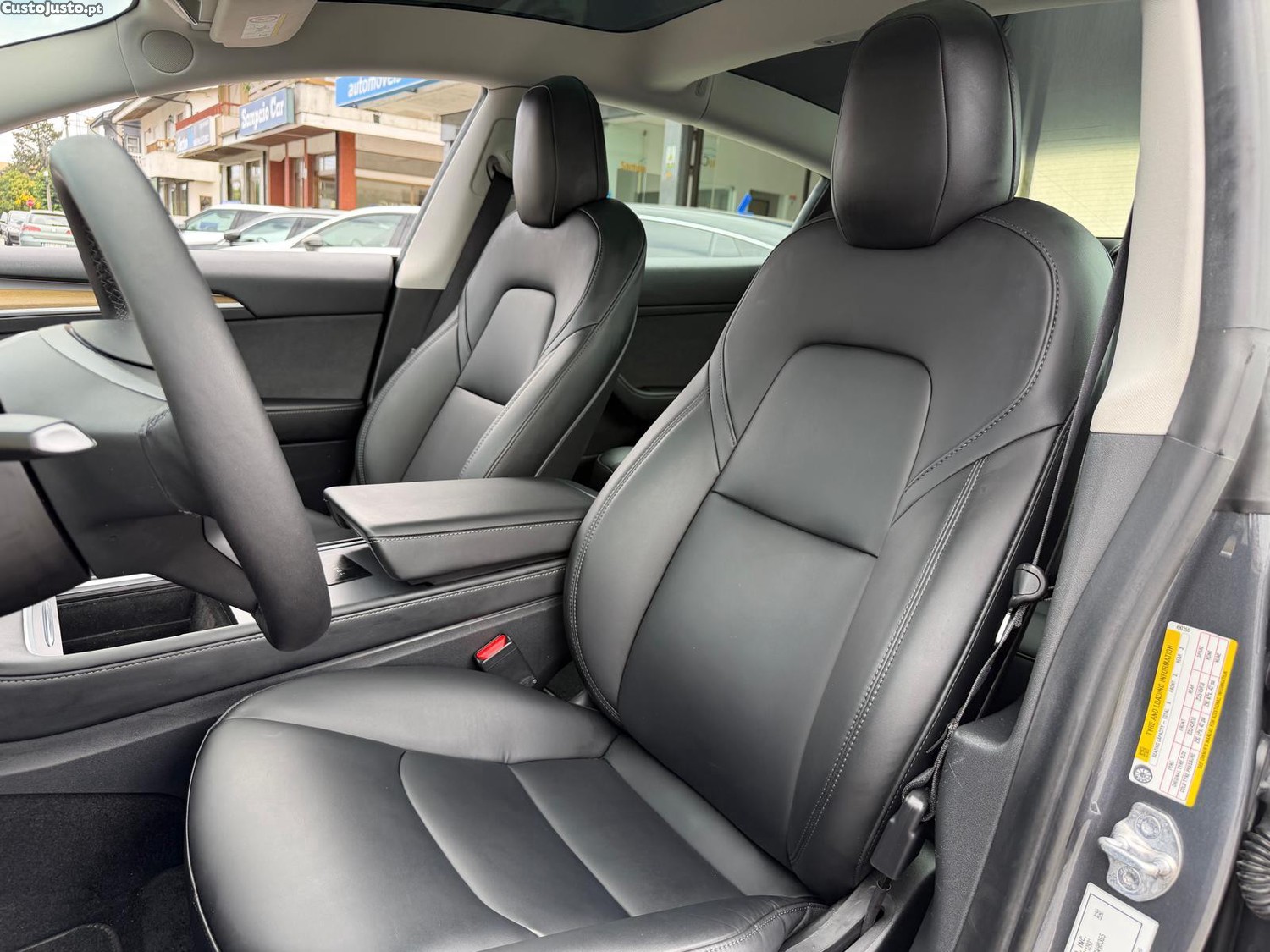 Tesla Model 3 Long Range Tração Integral Premium — fotografia 17
