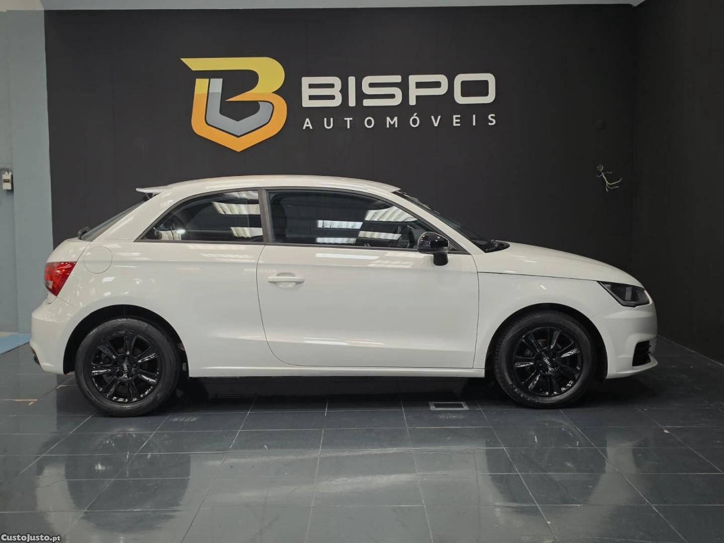 Audi A1 1.0 TFSI — fotografia 10