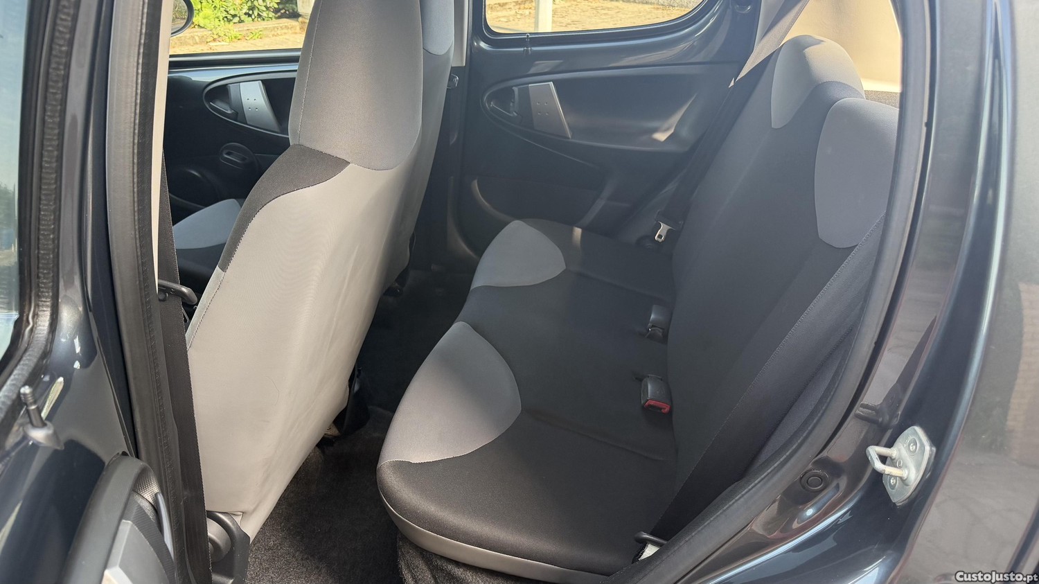 Peugeot 107 1.0 a/c — fotografia 6