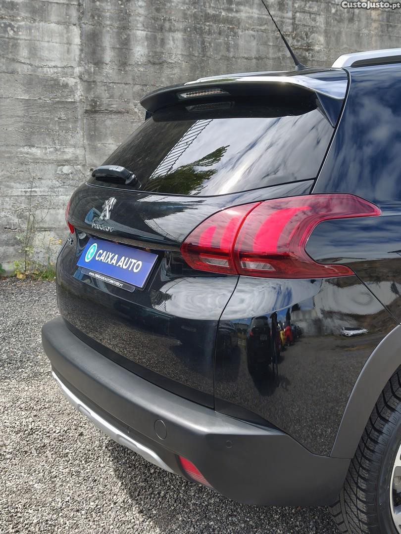 Peugeot 2008 1.2 PureTech Allure EAT6 — fotografia 16