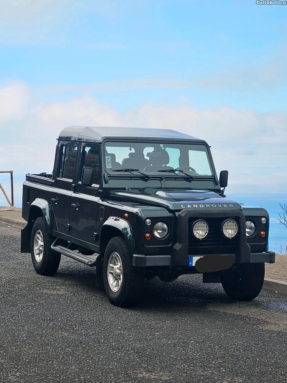 Land Rover Defender TD4 2.4 — fotografia 6