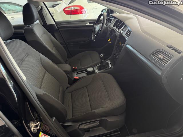 Volkswagen Golf VII Variant 1.6 TDI CONFORTLINE — fotografia 5