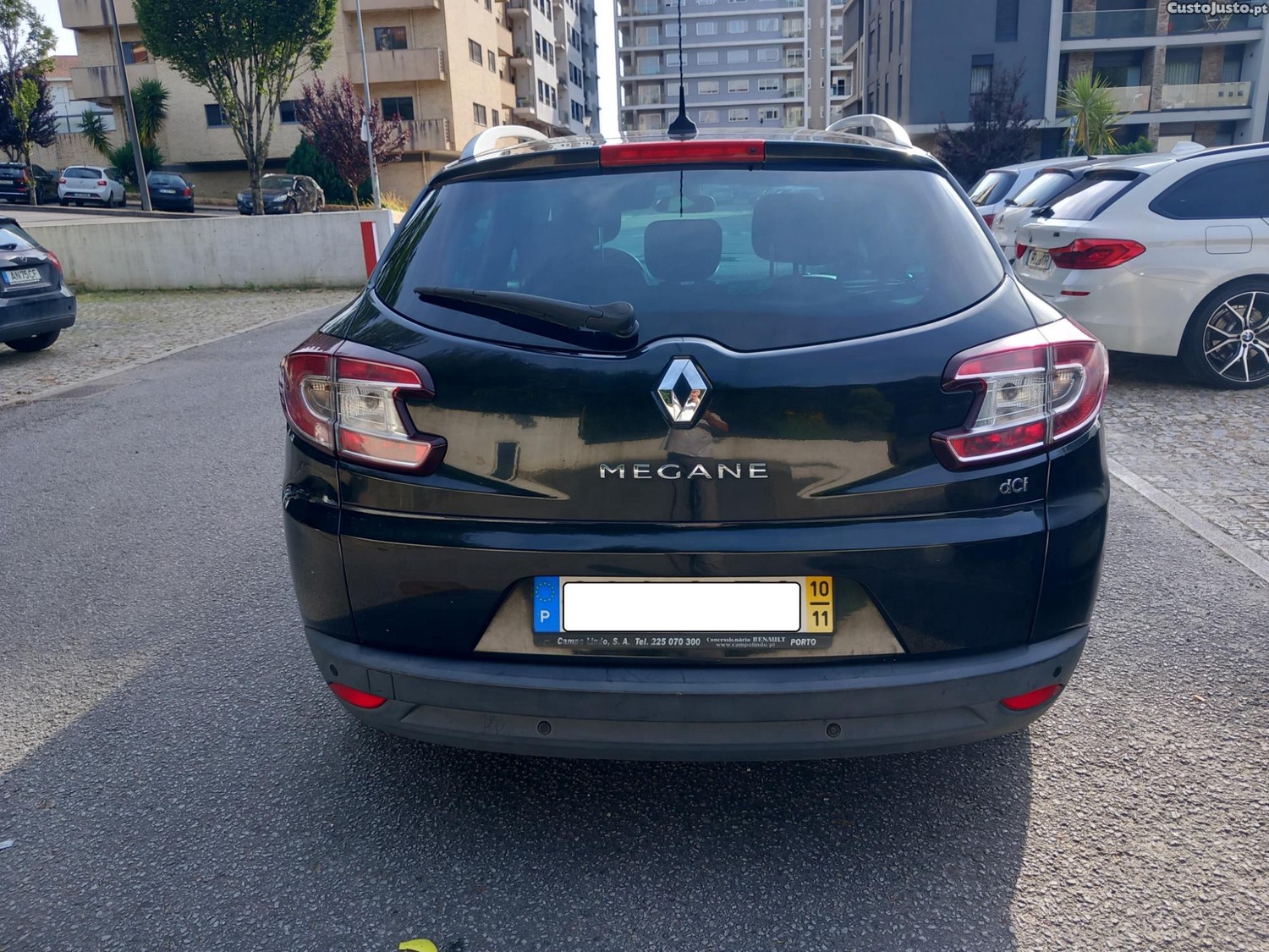 Renault Mégane Sport Tourer 1.5 dCi Confort — fotografia 13