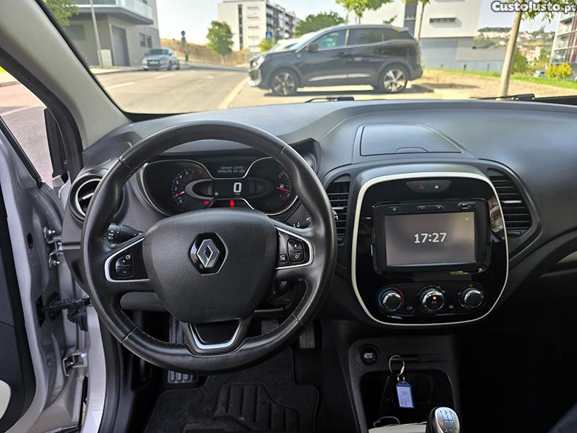 Renault Captur 0.9 TCE Exclusive 99.000kms — fotografia 5