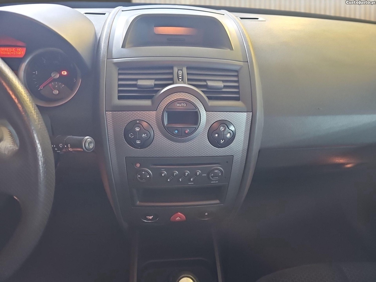 Renault Mégane Sw 1.5 dCi — fotografia 5