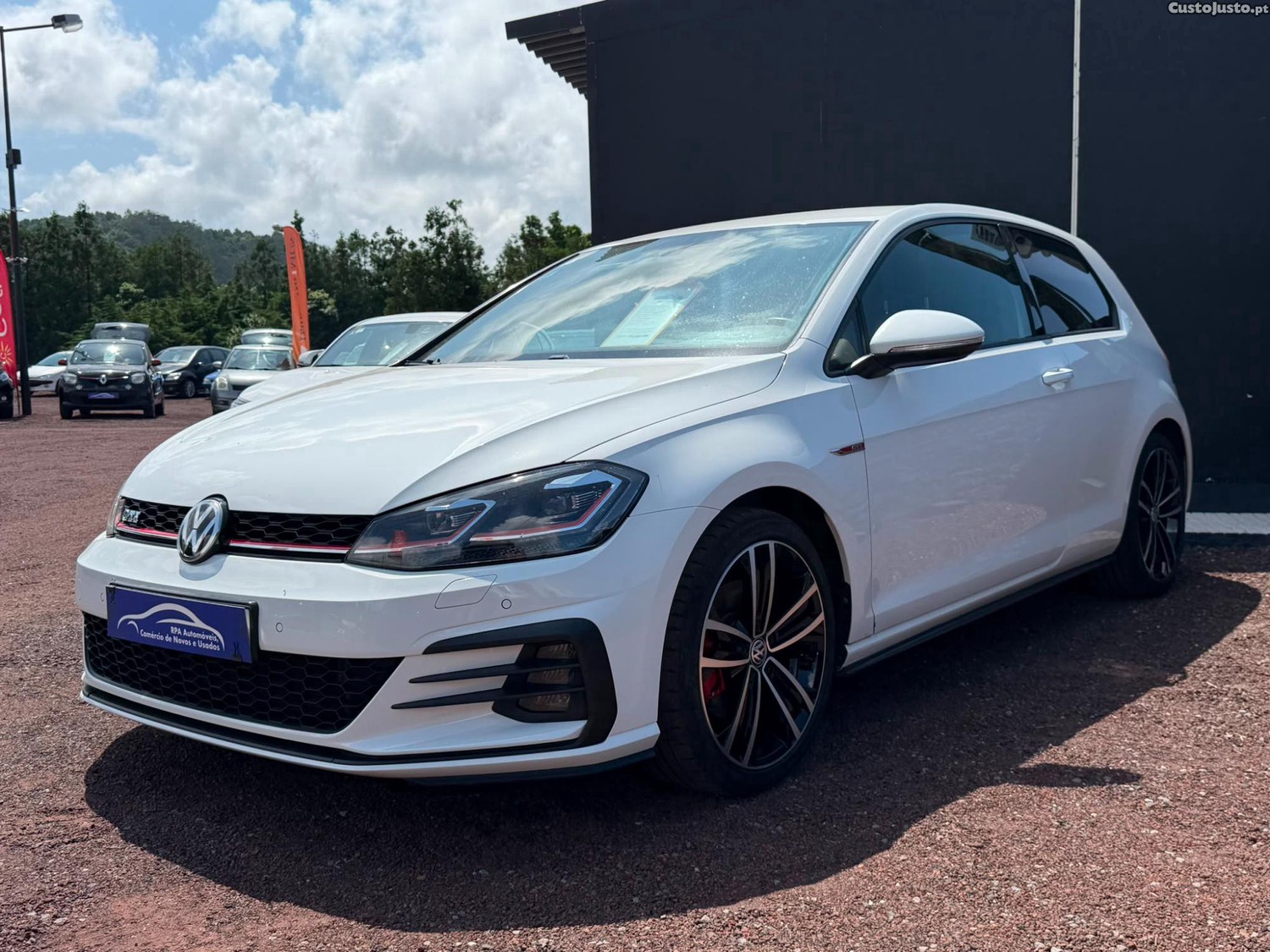 Volkswagen Golf 7.5 GTI 230CV — fotografia 11