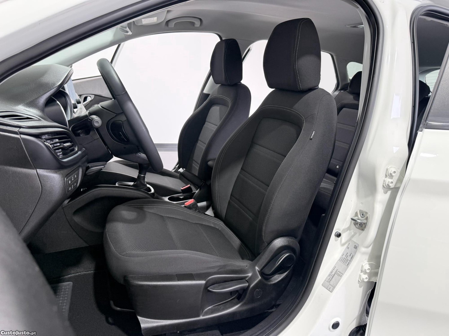 Fiat Tipo STATION WAGON 1.3 M-JET LOUNGE 95 CV - NACIONAL — fotografia 10