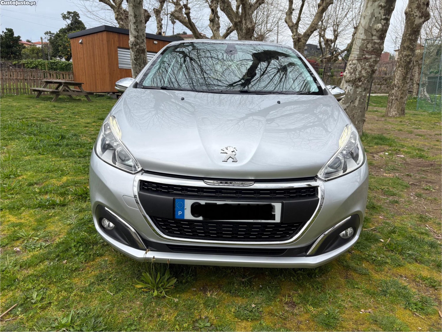 Peugeot 208 1.6 HDI VERSÃO ALLURE — fotografia 4