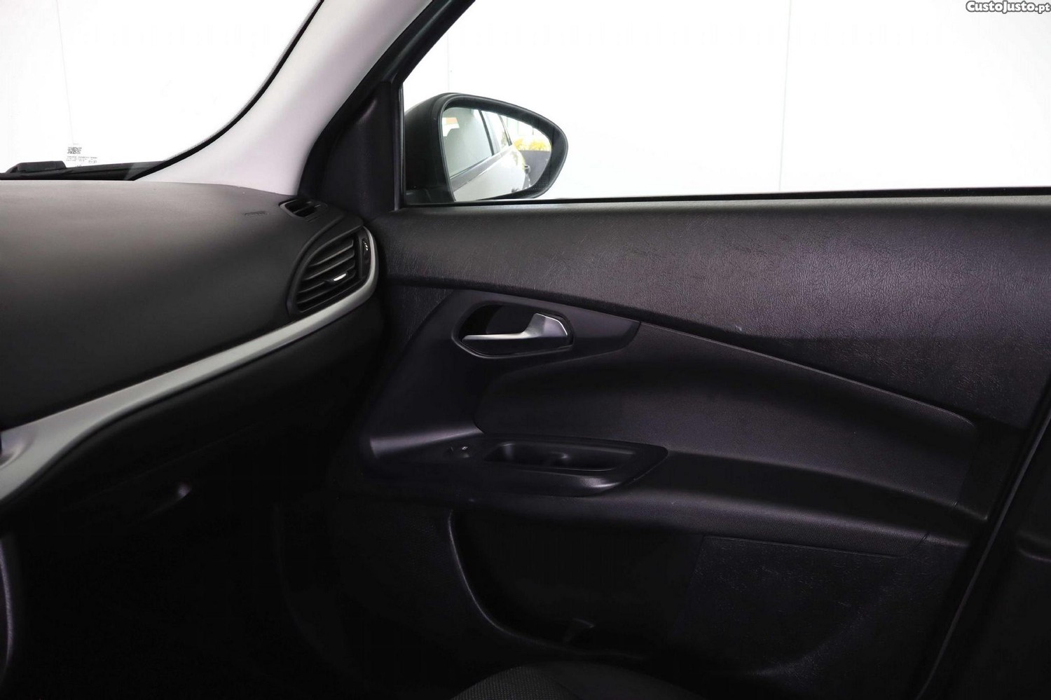 Fiat Tipo 1.3 M-Jet Easy — fotografia 17