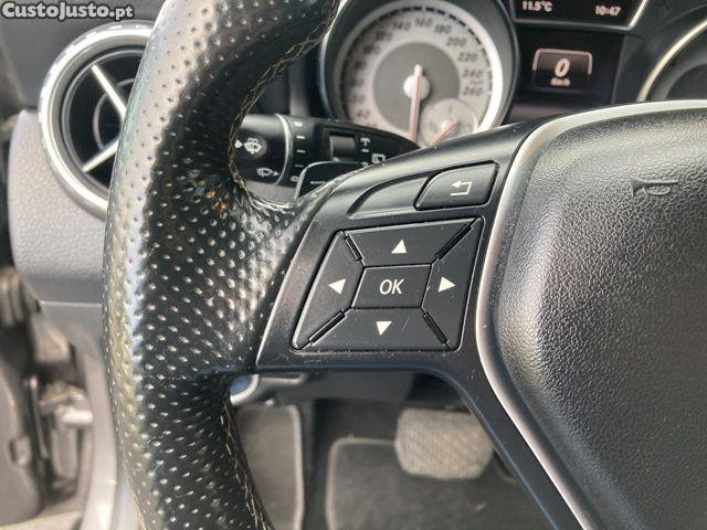 Mercedes-Benz GLA 220 d Urban — fotografia 14