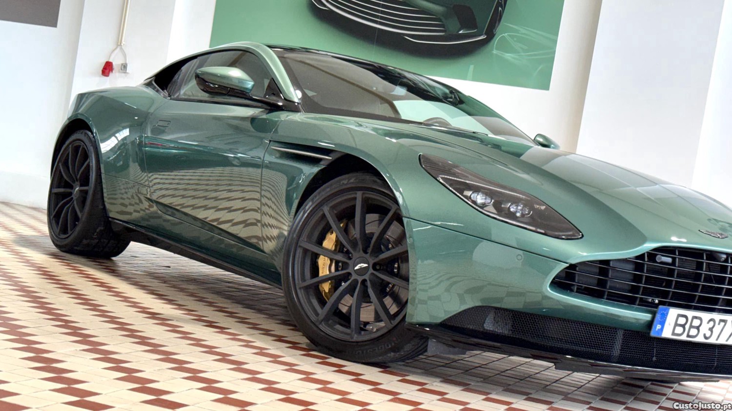 Aston Martin DB 11 Coupé — fotografia 20