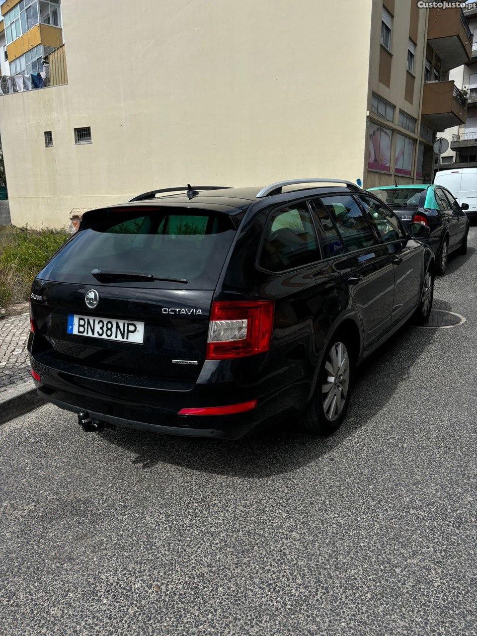 Skoda Octavia A7 Combi 1.6 TDI GreenLine — fotografia 5