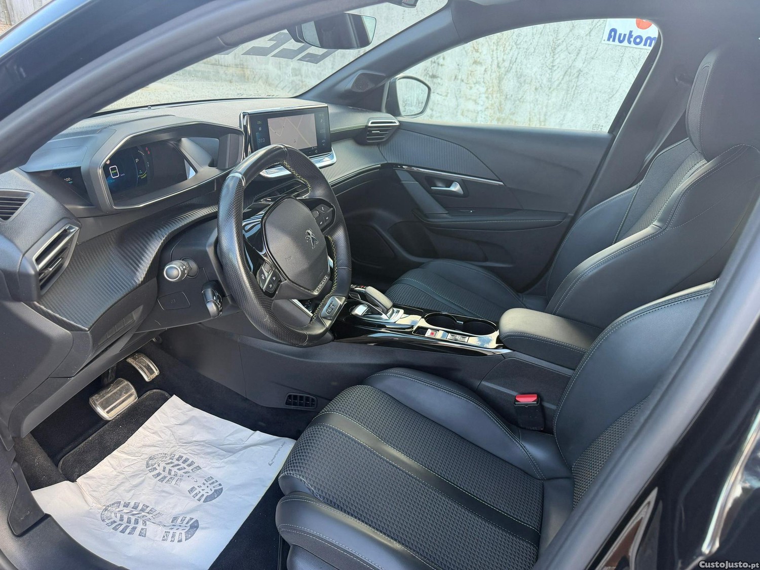 Peugeot 208 50 kWh GT Line — fotografia 8